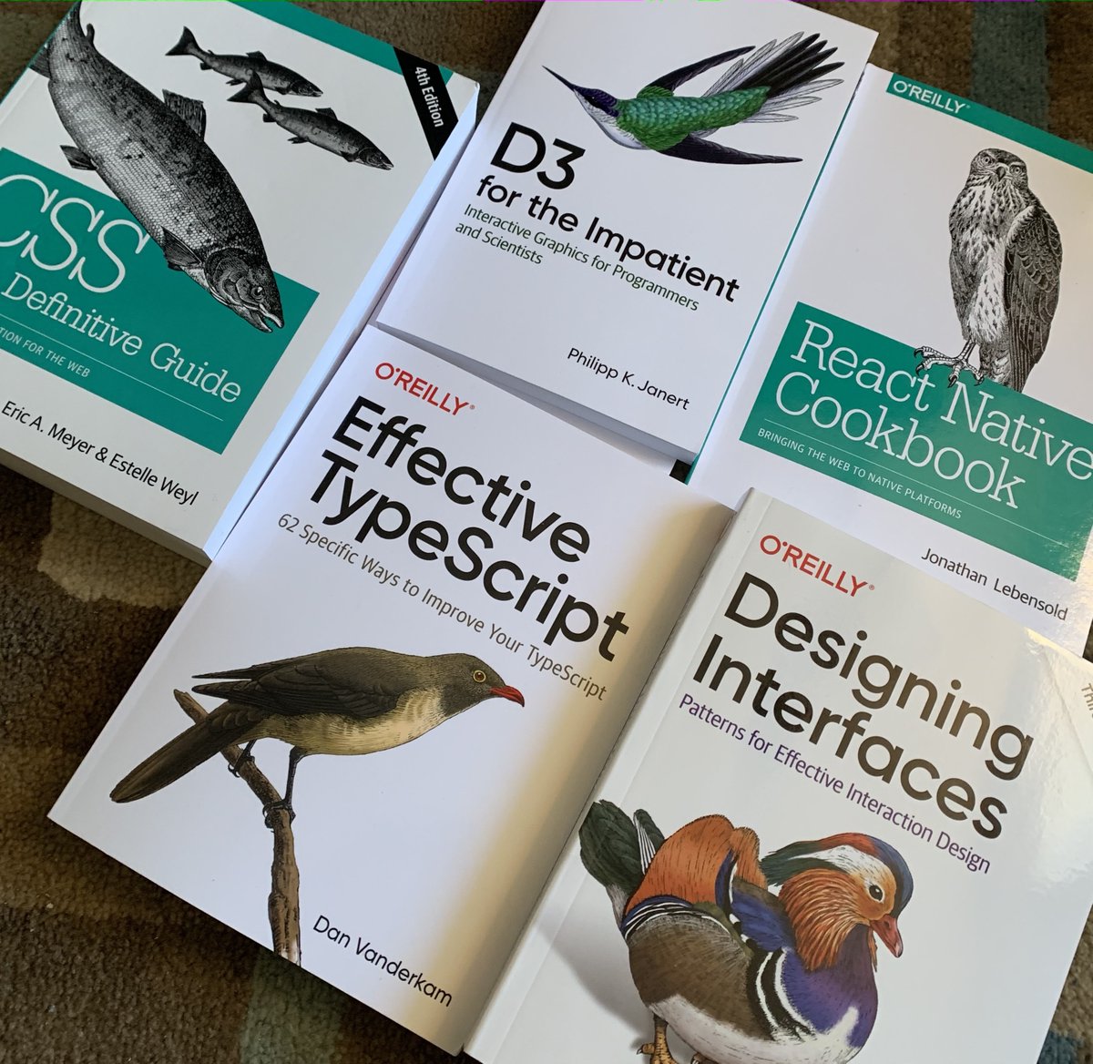 ReactLoop's tweet image. Thanks to our partners @OReillyMedia 👏🏼 we'll be raffling off these awesome books at #ReactLoop. All attendees will also get 30 days of access to O’Reilly’s online learning platform.
Already have a 🎟? Get one for a friend at reactloop.com