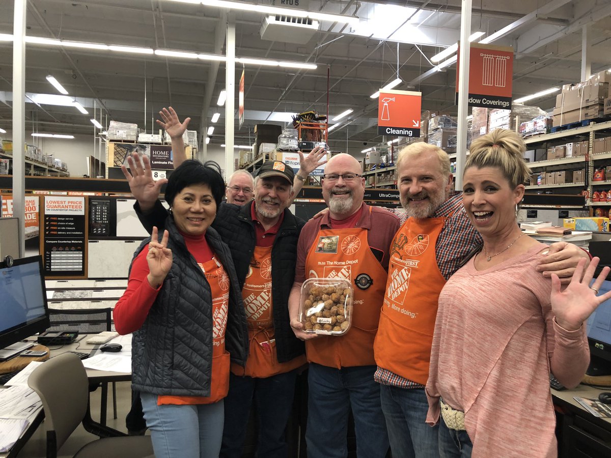 JodiOransky's tweet photo. Martinez #1380 appreciation day and donut holes!!!  I am running 3 appointments today just for them...keep up the great work on leads!!!  Love the customer photo bomb too!!  @Eddie94603 @RockwoodShutter @HomeDepot #leadsleadsleads #yummydonuts #appreciationandgratitude https://t.co/uJCuuWK1ge