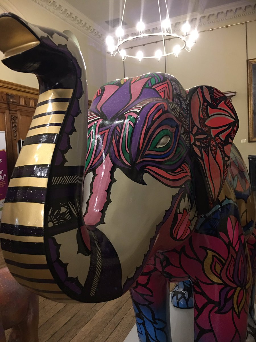 WarrensOfWorc's tweet photo. Meet 2 of the beautiful elephants joining us @WorcsBigParade they are Asian elephants Sundar and Khushee painted by the talented @MrASingh @WorcesterBID https://t.co/2bfvOazYuh