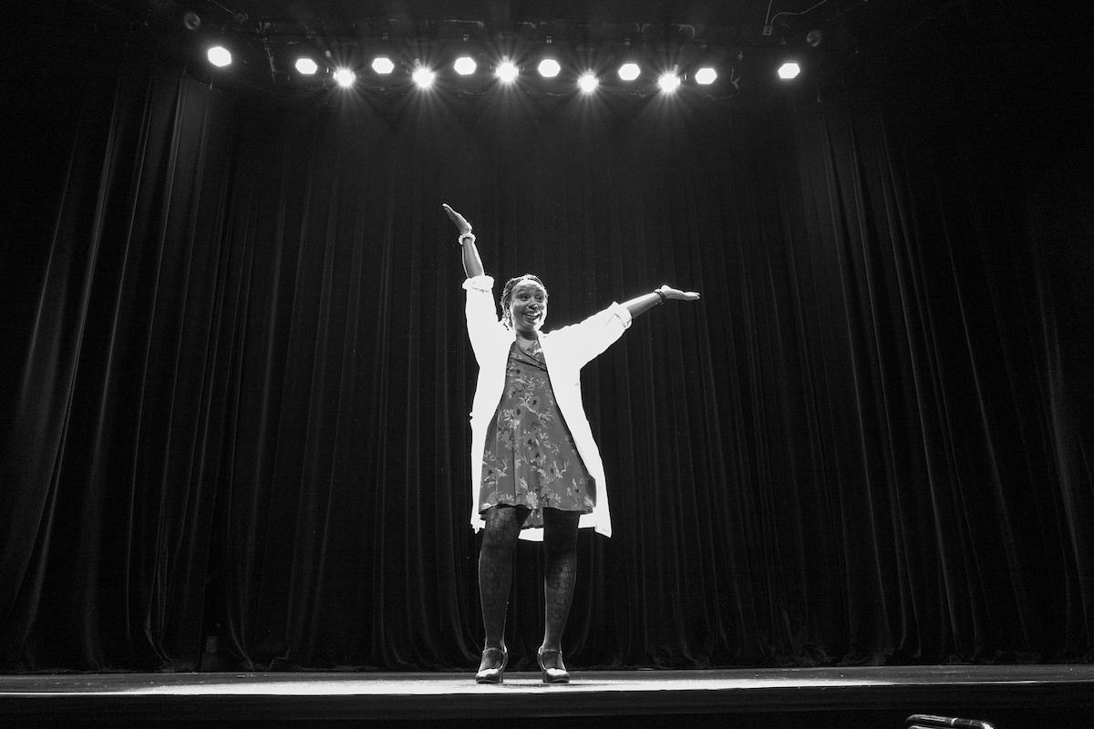 techbizgurl's tweet photo. Last year for #FearExperiment, I played a doctor curing some sexy cancer among other things! 👩🏾‍⚕️Who knows what I’ll do this year?  Join me and 30 others stepping out of our comfort zones for a night of Broadway dancing, improv and storytelling on 3/21.  
https://t.co/07ZN6JT4VX https://t.co/NmWKJOpSQ5