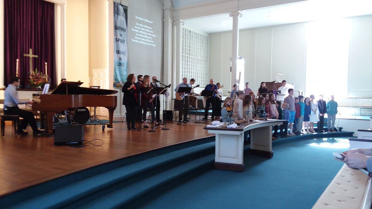 It was a great worship experience this past Sunday as we celebrated Youth Sunday. Our youth did a wonderful job of helping to lead the service!

#FedChurch #ChagrinFalls #YouthSunday #FederatedChurch #Worship