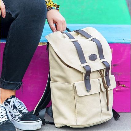 MaringtonNL's tweet photo. Study. Work. Travel. TrueBlue. 💙 l https://t.co/sNWWqQ1tWw
*
*
*
*
#TrueBlue #Bags #Marington #Studeren #Study #Werktas #Businessbag #Reizen #Travel https://t.co/iKTM2oST6f