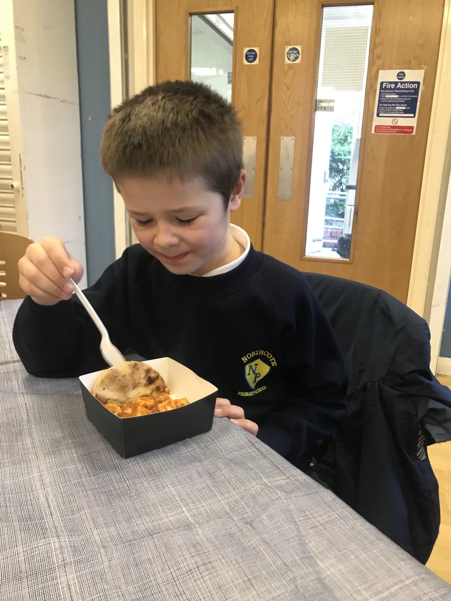 AlsopRESPECT20's tweet photo. Tonight ⁦@AlsopHighSch⁩ we held our 2nd “Wonderful Wednesday Family Night” - great to see  some amazing students from ⁦@ArnotStMary⁩ and ⁦@NorthcoteSch⁩ - join us every Wednesday between 3.30 and 5pm - tonight we enjoyed a lovely curry #not2hot https://t.co/xwGigJ8huf