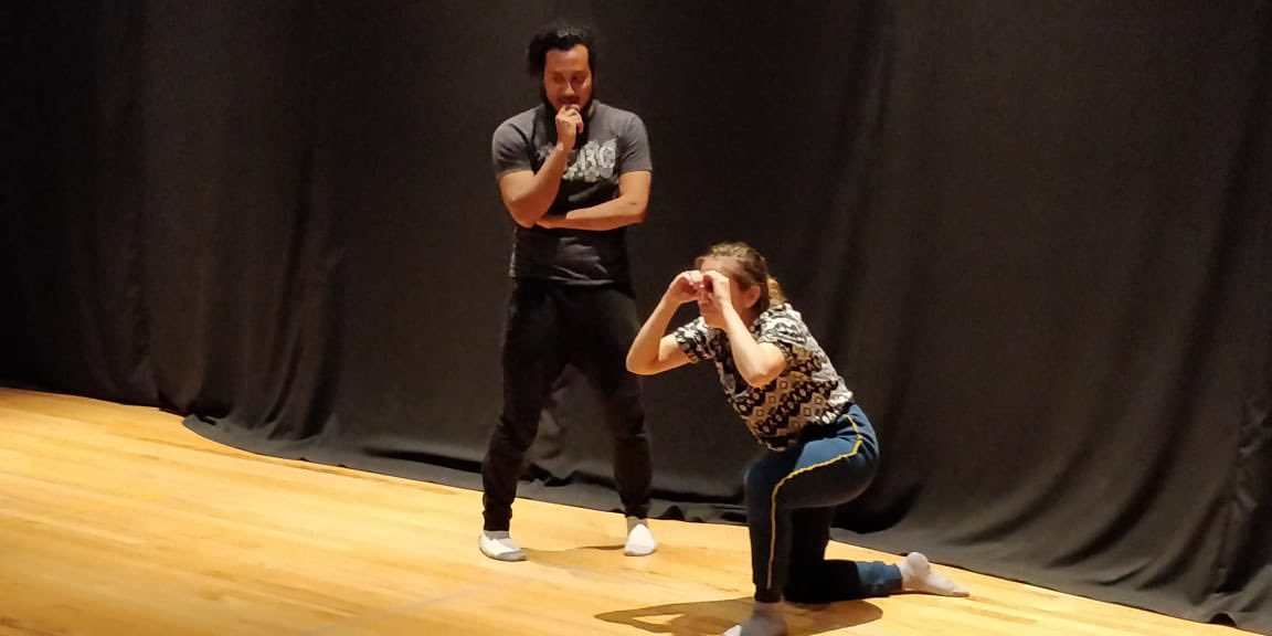 ImproTOP's tweet photo. Entrenando. FairPlay La liguilla 2020. Próximamente. @UnTeatro #cartelera #impro #improv #improtop #viernes #friday #teatro #cdmx #cdmx_oficial #mexico #coloniacondesa #deportivo #sport #sihayimproenunteatro https://t.co/h5UlnXkALd
