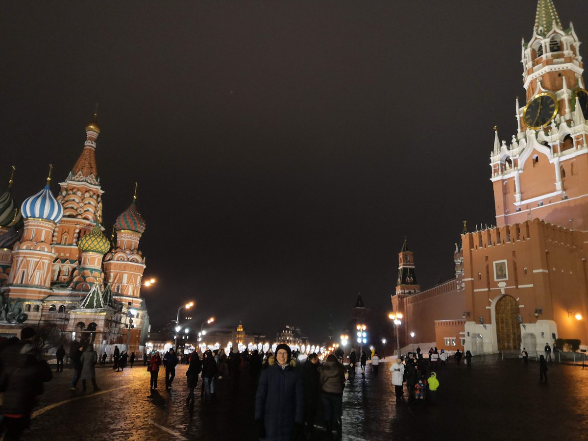AlphaAdvents's tweet photo. We added a new blog post!
 Check it out -> Apps you need to Download before travelling to Russia - ... https://t.co/nTthDoGkVi