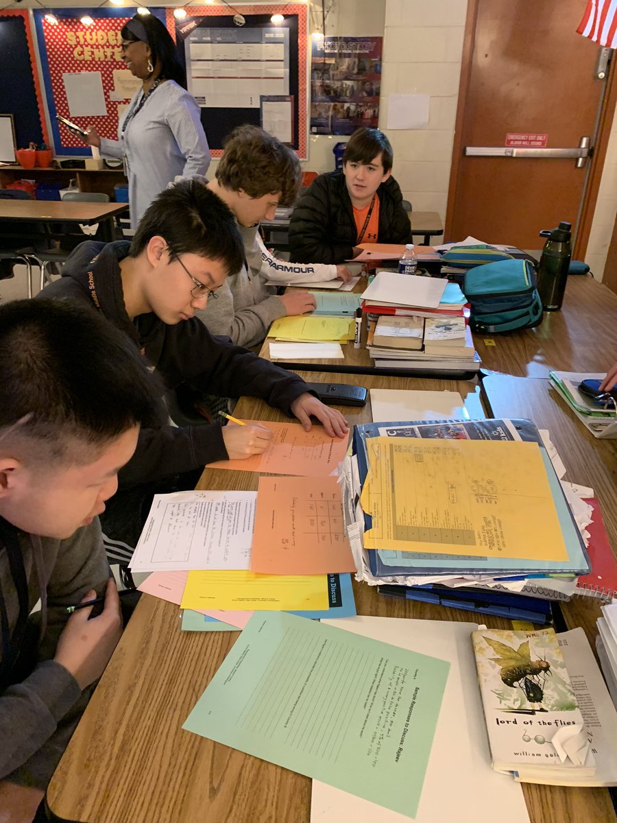 SMcGrath2's tweet photo. Had a great morning visiting Winburn Middle and working with Ms. Earnheart and Ms. Williams and a wonderful group of students! #FAL #MathDesignCollaborative #representingprobabilities @nfeese @debbiewwaggoner https://t.co/9ZCAaIQHRh