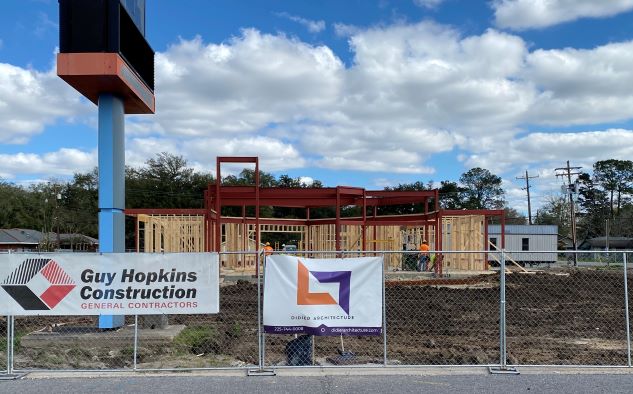 DidierArch's tweet photo. Port Allen are you ready? ... the new B1 Bank Port Allen branch building is coming along nicely! #didierarch #b1bank #bankarchitecture https://t.co/Bc3HgnxtPJ