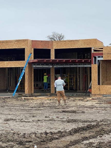 DidierArch's tweet photo. Port Allen are you ready? ... the new B1 Bank Port Allen branch building is coming along nicely! #didierarch #b1bank #bankarchitecture https://t.co/Bc3HgnxtPJ