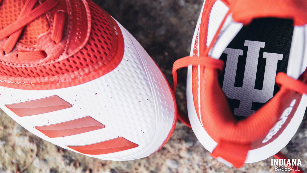 IndianaBase's tweet photo. Statement cleats. ⚪️🔴🔥
#ICONV | #TeamAdidas https://t.co/y10UbesQvj