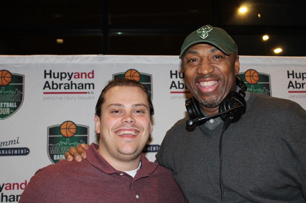 MKEBballHour's tweet photo. Great show last night with Vin Baker and @zorastephenson MBH is back March 17th at Prostar Surfaces!
•
•
•
•
#milwaukeebucks #bucks #fearthedeer #bucksnation https://t.co/ua3NPwoEhe