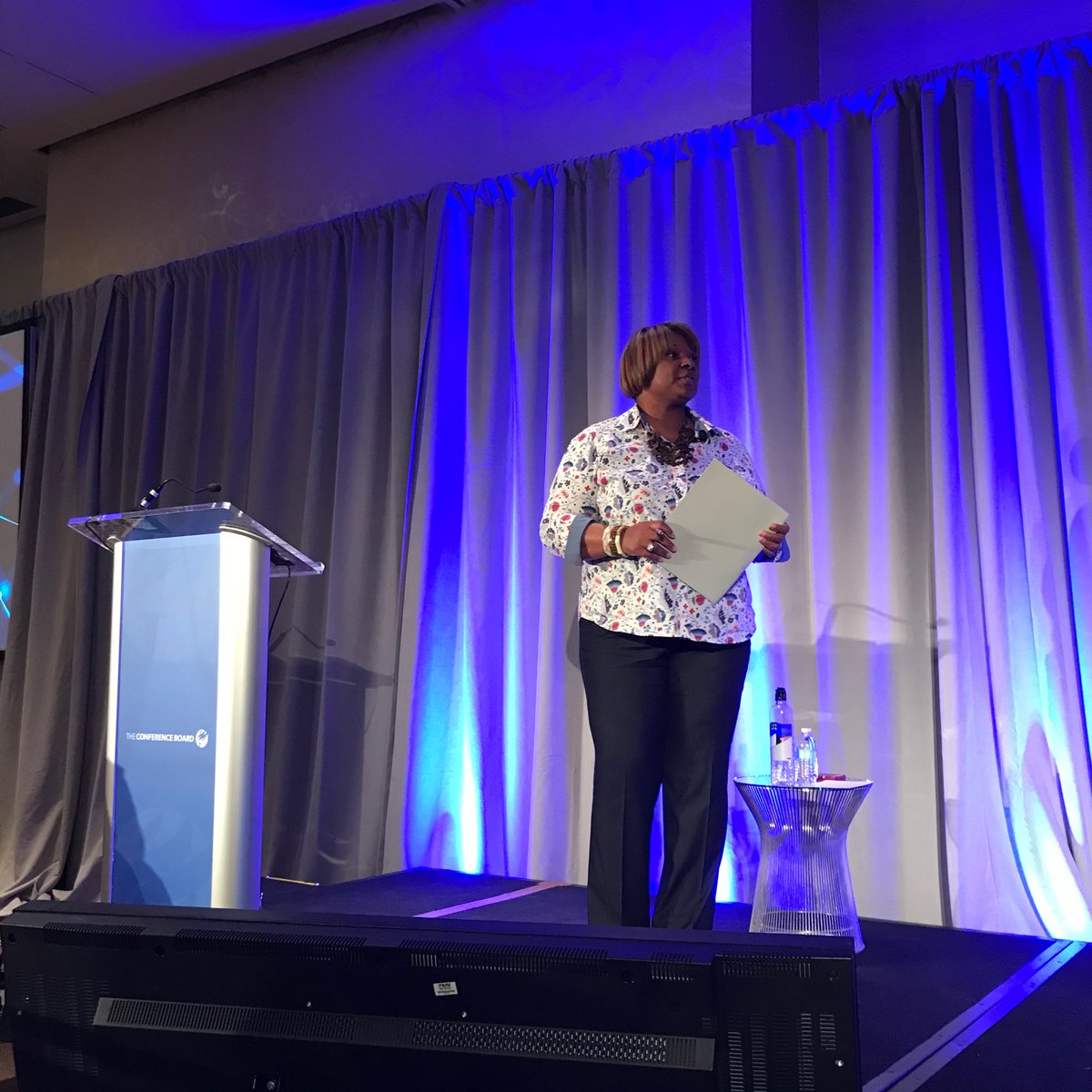 MariaFafard's tweet photo. . @peopleengineer (Jennifer Paylor) delivered a powerful talk at Executive #Coaching Conference. She discussed how crucial leadership humility was in enterprise level #Agile transformation. #tcbExecCoaching
@Conferenceboard https://t.co/q02b7k4loP