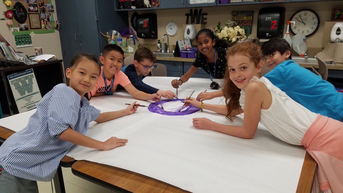 ShorterTWE's tweet photo. BIG ART DAY!! TEXAS ART!
#bigartday20 #twehowl @TWEHowl #katyisdart @Jones_MitziE https://t.co/wDnRI4VCo4