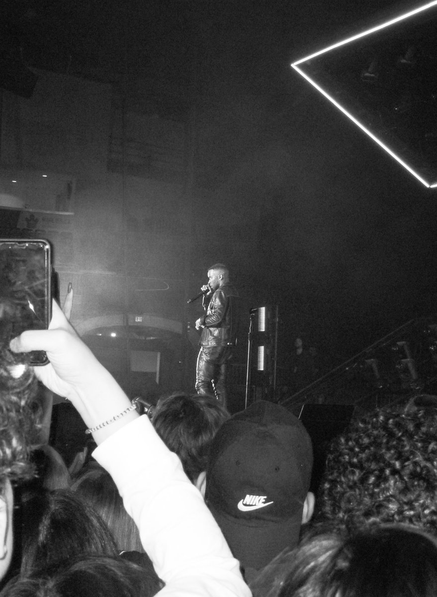 TrevorChau's tweet photo. @torylanez live in toronto https://t.co/e02RYA73A1