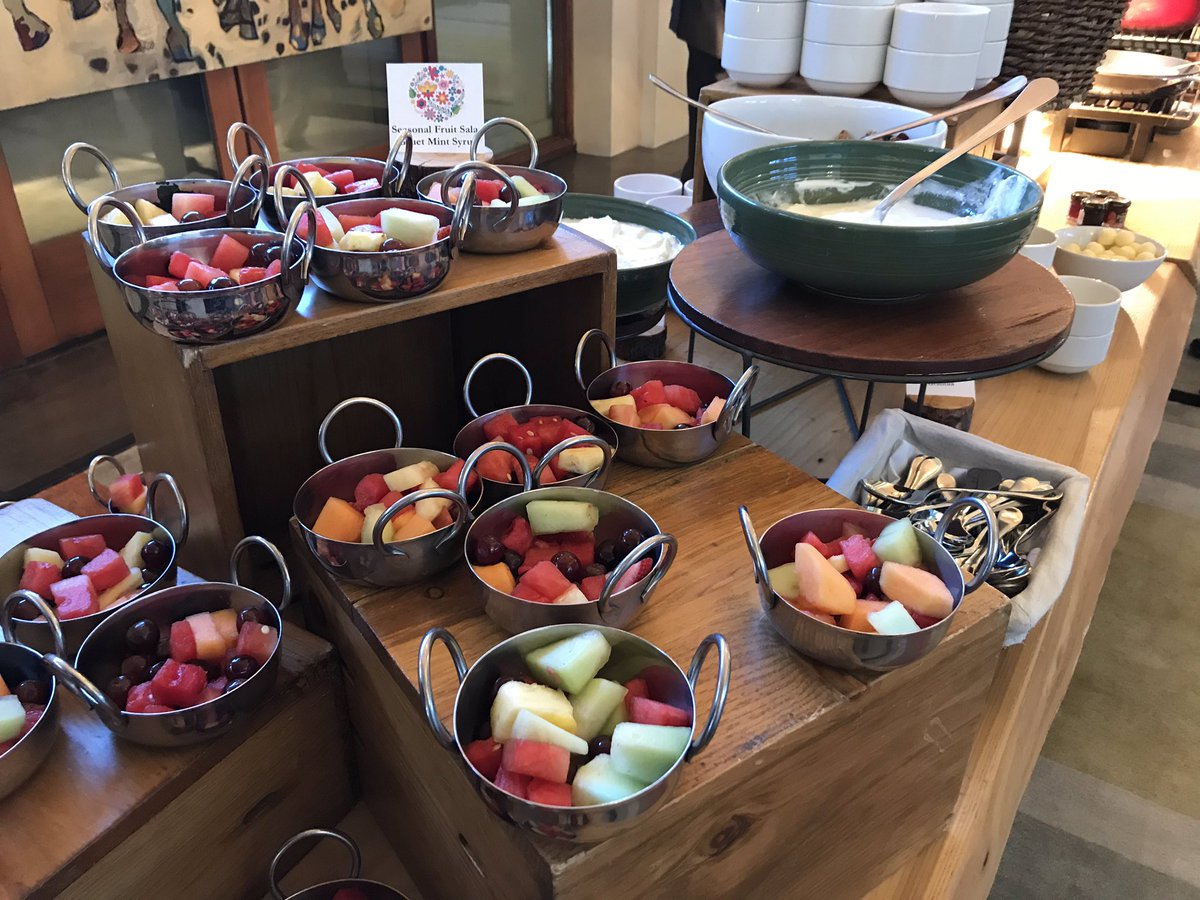 santafeopera's tweet photo. On a diet? Close your eyes! A look at this breakfast meeting is ALL the incentive to plan a visit to Terra at @FSSantaFe our Opening Nights sponsor! #fssantafe

FYI, Those hanging goodies? Individual pancakes with bacon baked inside! #nomnomnom https://t.co/2MiAbZQI6D