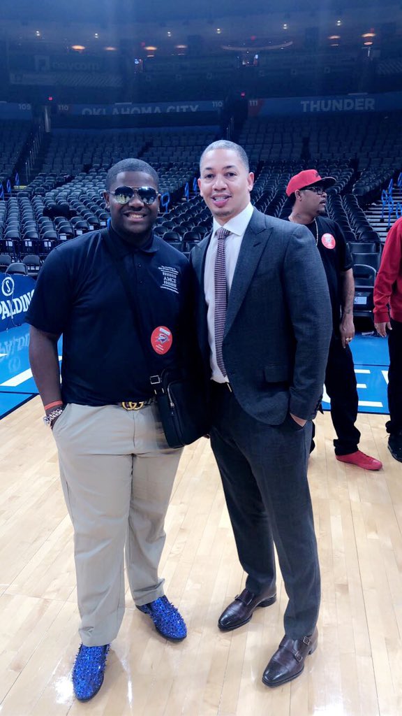 I made a Lane to Wer even wen you put yo Blinker on you still can’t get over‼️
#OKC #HUMBLE