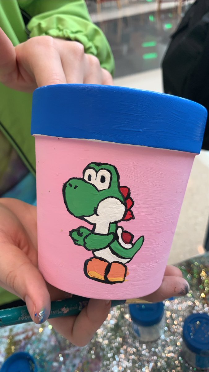 UIWcampusengage's tweet photo. We LOVED โค๏ธ all the creative pots from yesterdayโs #CraftTuesday!
Tag us in your pictures!!!
#UIW #UIWPride #UIW20 #UIW23 https://t.co/NdUOq3cN7D