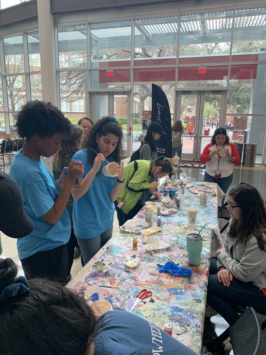 UIWcampusengage's tweet photo. We LOVED โค๏ธ all the creative pots from yesterdayโs #CraftTuesday!
Tag us in your pictures!!!
#UIW #UIWPride #UIW20 #UIW23 https://t.co/NdUOq3cN7D