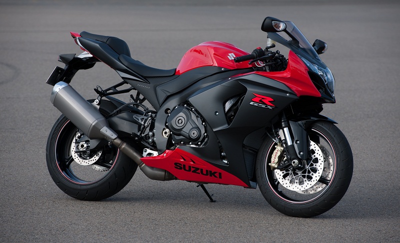 CAT1PRO's tweet photo. #SUZUKI #GSXR_1000
Tops out around #190mph https://t.co/6f2oGnibKM