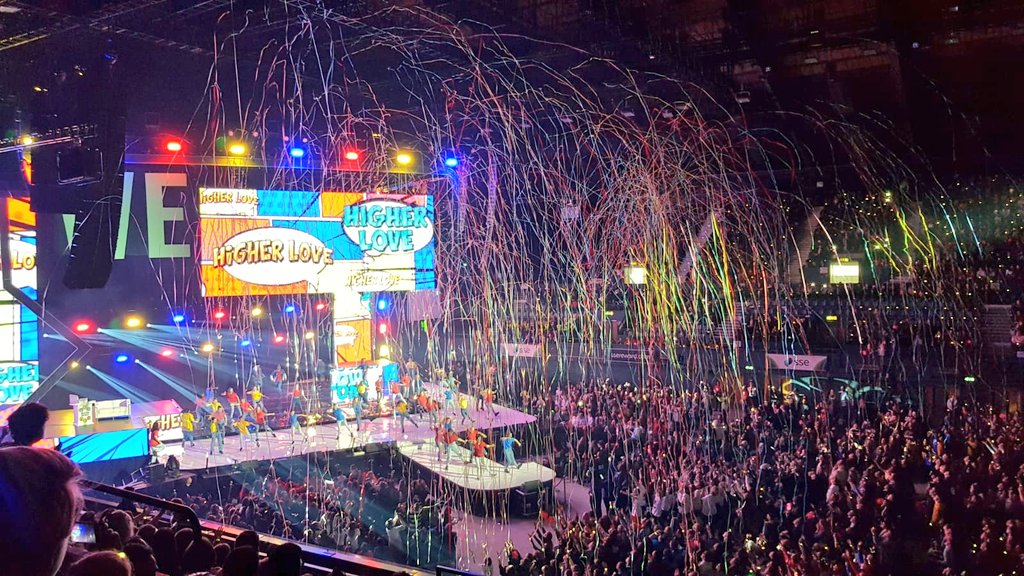 HavelockPrimary's tweet photo. Year 6 children went to and celebrated #WeDay #WeDayMovement today. They had a fantastic time being change makers https://t.co/T8QlGrEnnQ