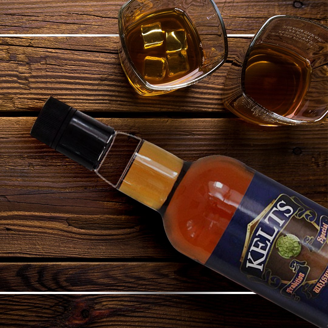 tamayociaofic's tweet photo. Nuestro licor de whisky #Kelts 🥃 debe consumirse puro, con un poco agua o hielo, para poder disfrutar de su gran sabor 🔝 #Tamayo #Venezuela https://t.co/cKE6xbqcgg