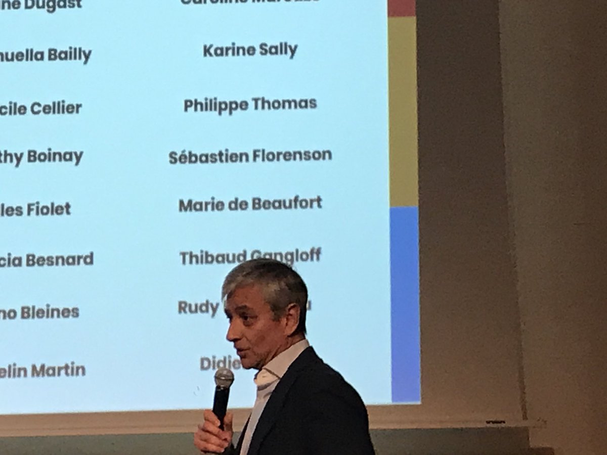 VolontariatBNPP's tweet photo. Ce soir à la soirée Prix Gabriel de #LiveforGood ,Jean Philippe Courtois remercie les coachs,n’est ce pas Sébastien?@antoinesire @RaphaeleLeroy https://t.co/ZITjFcQO30