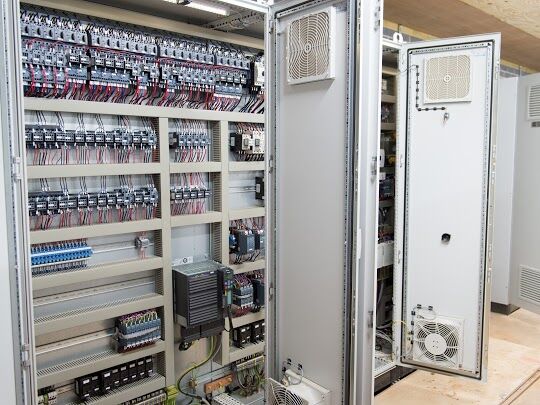 TheForceGroupUK's tweet photo. #Controlsforce have a wide-ranging customer base specialising in #industrialControlSystems, including #InverterDrives, #TemperatureControl & #Instrumentation, #valves & #actuator operational control
Download our brochure here :> https://t.co/wYEGN9oq3Z
#Automotive #Food #Defence https://t.co/VXPhEr2hE6