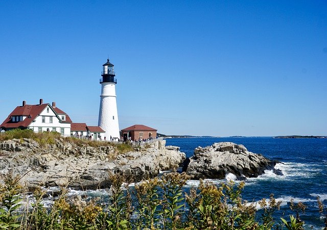 WaysidePublish's tweet photo. Tomorrow is #FLAME20!! @FLAMEMaine ๐ฒ
Wayside is looking forward to connecting with world language teachers from across the great state of Maine & around New England (@profeashley ๐)
Come find us in the exhibit hall! ๐ https://t.co/91kaloVpgr
