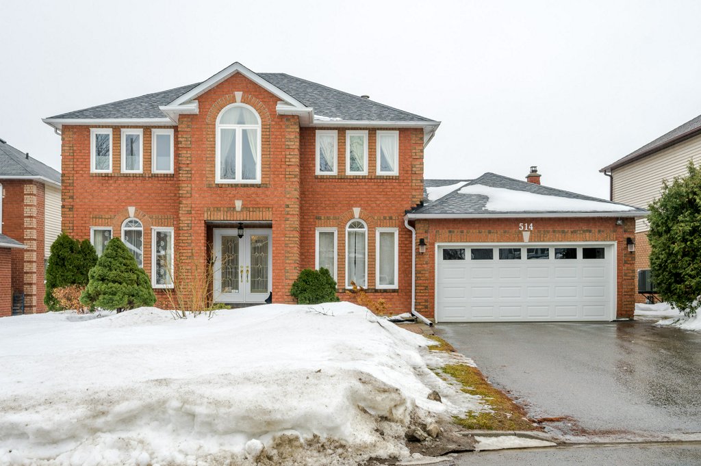 stoneguide_ptbo's tweet photo. NEW LISTING 
514 Fortye Dr. - $889,900 
Beautifully kept spacious 4+1 bedroom 2 storey home offers over 4,000 sq ft of finished living space. Loads of upgrades. Enjoy the panoramic view whether you are on the deck, in the kitchen, family room or the master bedroom. https://t.co/e5lodimlxR