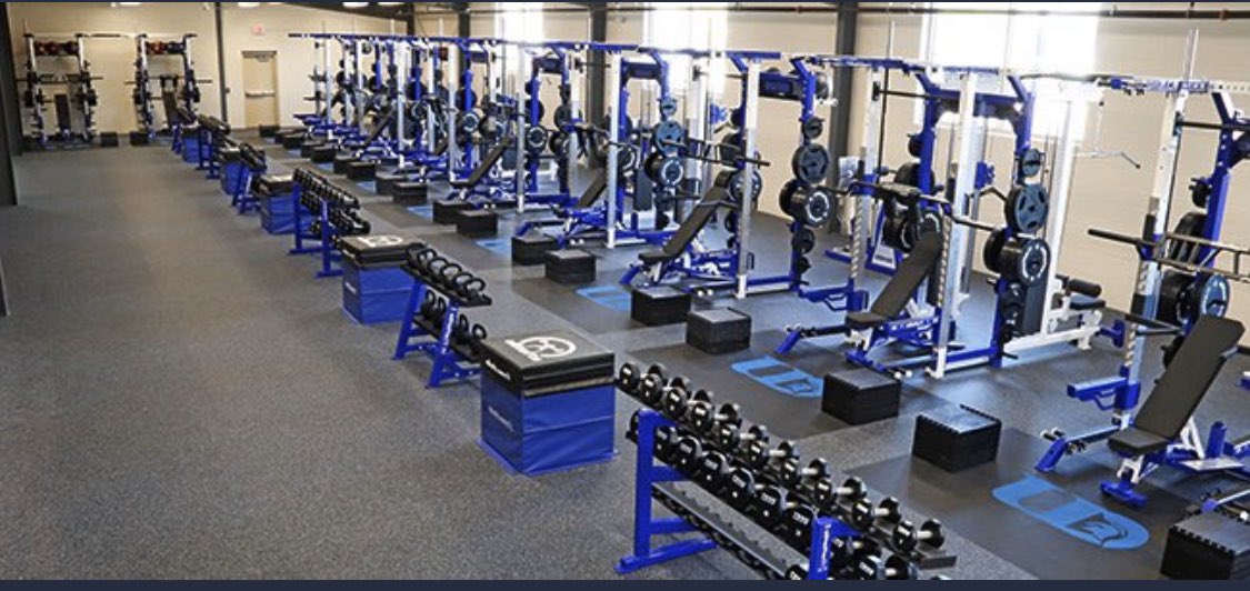 cjrichardson60's tweet photo. Committed 🙌🏽
#LeaveALegacy
@RobHuberty @DubuqueFootball @ZweifelStan @MontiniFootball https://t.co/5q88t5cmUj