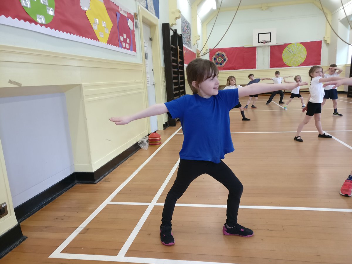 BroughtonPrima3's tweet photo. Yoga today for P1/2 for our cool down in PE #hwb #Mindfulness #bodycalm https://t.co/JPOsjBsL0M