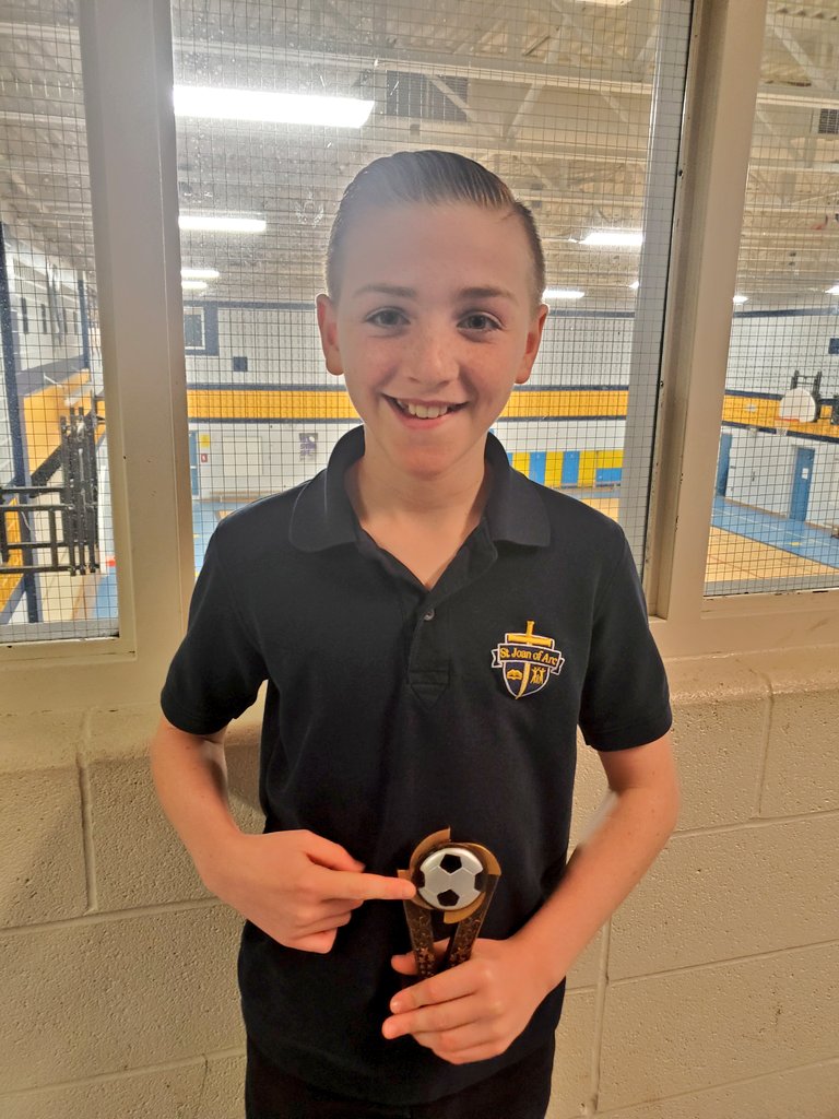 sjoa5's tweet photo. So proud of these talented Grade 6 athletes who were awarded the title of MVP after last week's @Oakville_Soccer Spring Super Cup Qualifier! 🏆 Way to go! 🙌😁 @HCDSB @StephanyBalogh @MrsBento @MlleTrott https://t.co/4FPQqV1NTA