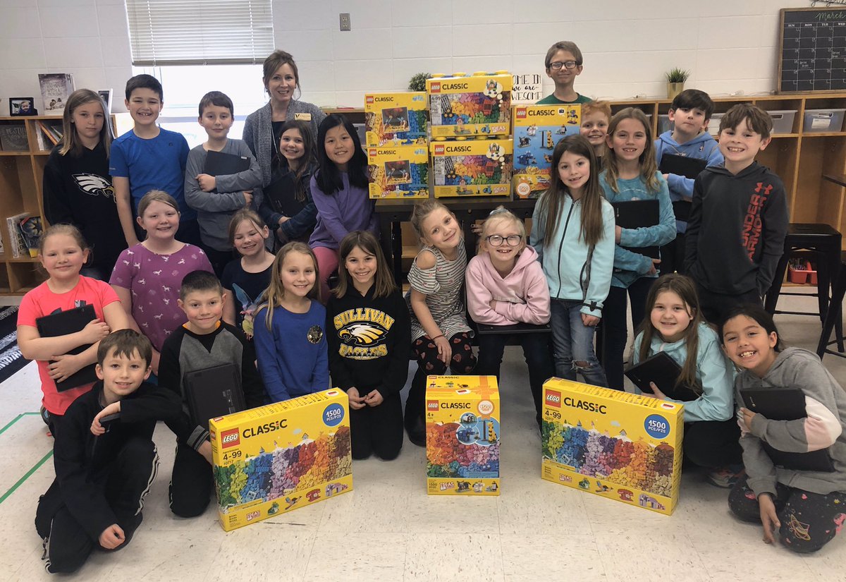 SULLELEM's tweet photo. The Legos have arrived! More fun and learning in the Innovation &amp; Design Lab! #seseaglepride @LHeatherMueller https://t.co/vh9KO6WX3k
