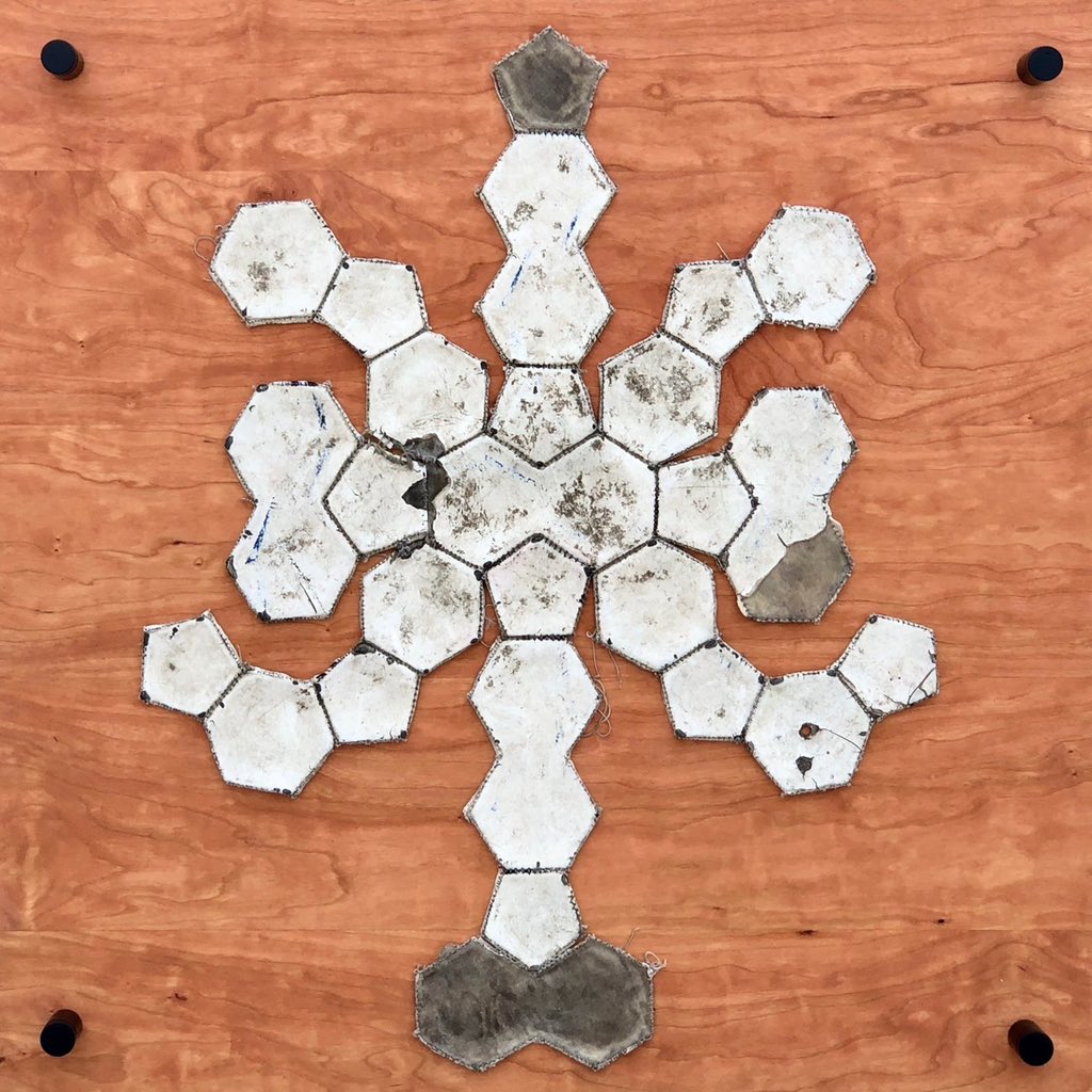 Qholtz's tweet photo. @jc_chamberlain I can’t wait to get to work making one of these for your office!! https://t.co/B9LrQ9M6YX
