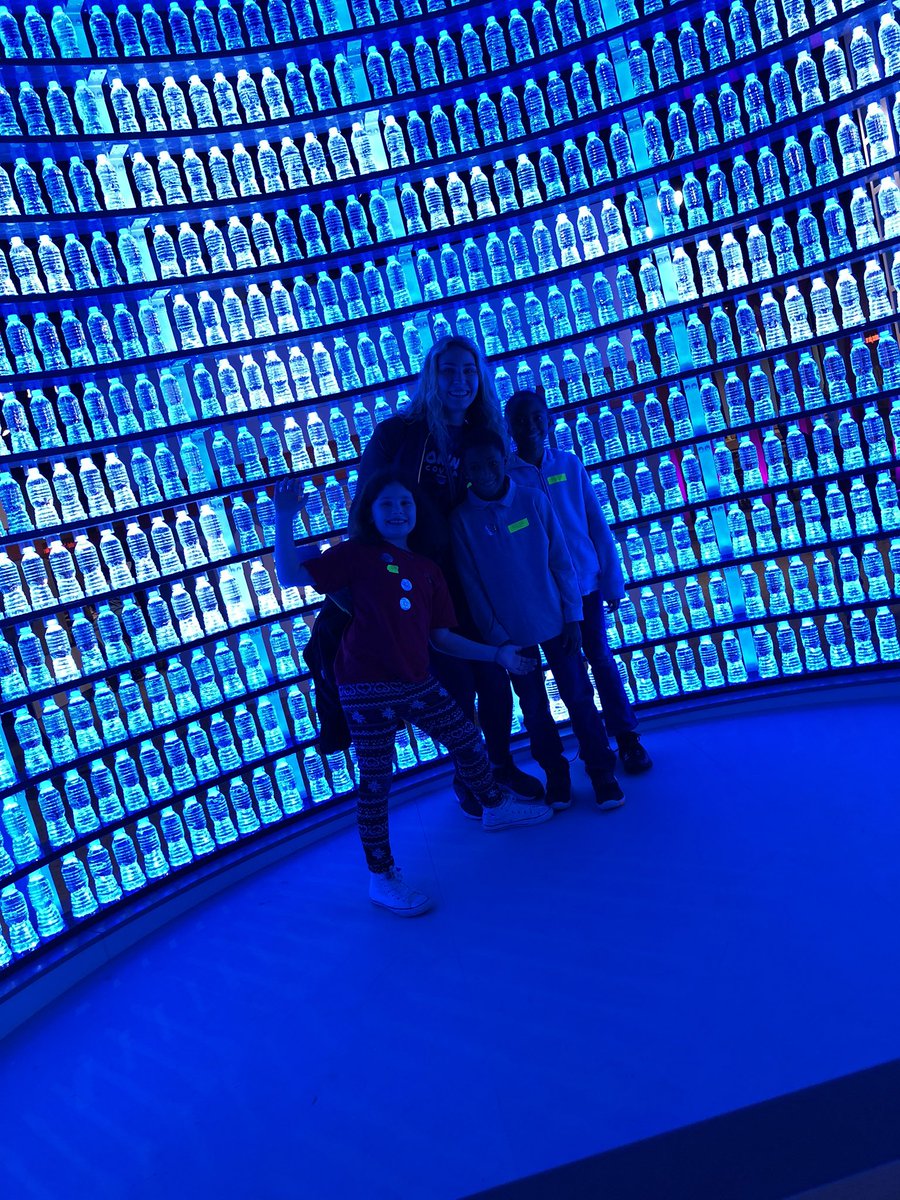 BrookePartner's tweet photo. Conway cougars loved the Science  museum in Richmond! https://t.co/mQt6ABHCPi