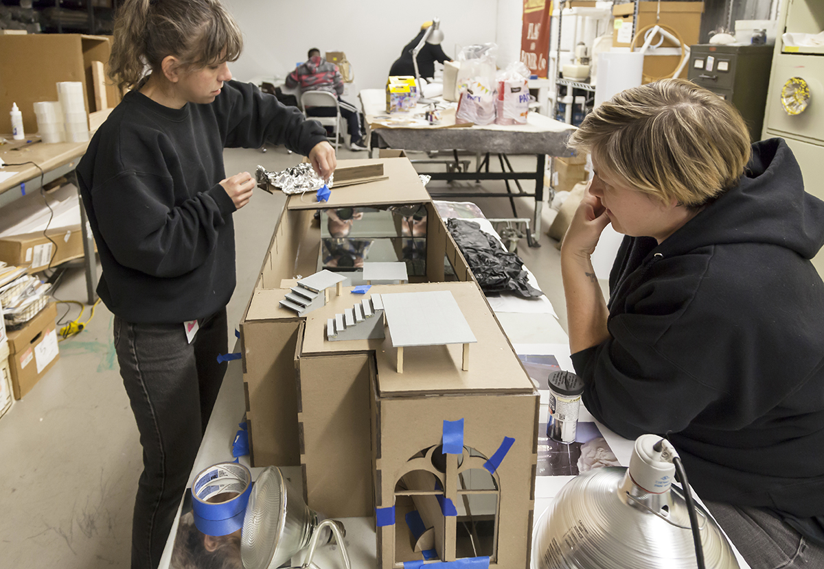 fabricworkshop's tweet photo. First Friday, 3/6, 6-8 pm. Stop by FWM and watch as the artistic process unfolds! Join artist #SamaraGolden & project coordinator Abby Lutz as they demonstrate & discuss work in process on Golden's exhibition #UpstairsatSteves. It's free, register here: https://t.co/rLFjfx3WGY https://t.co/HrWQUrIZxD