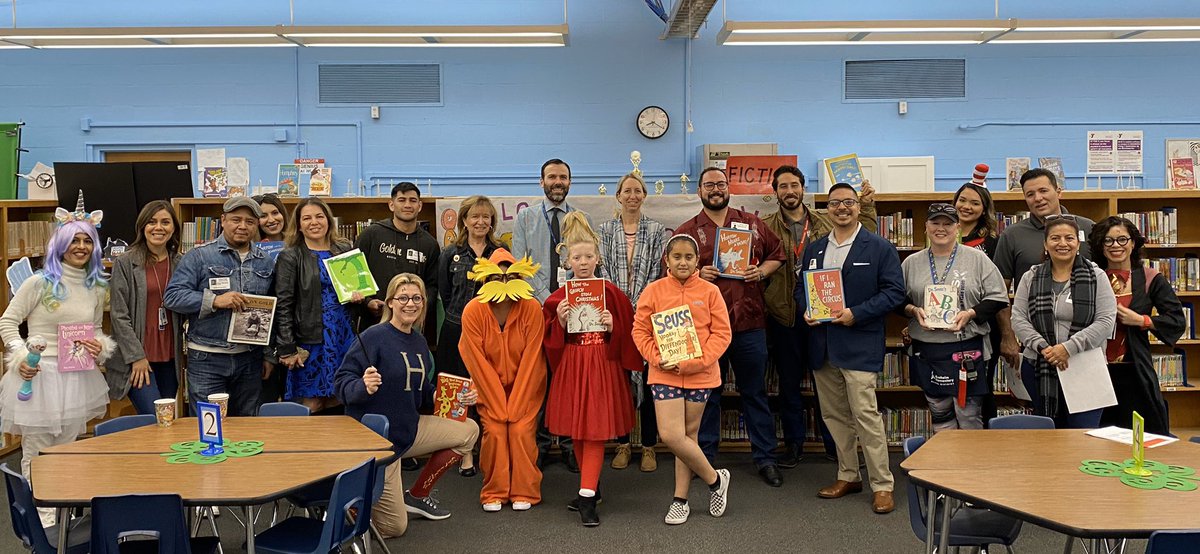 RyanARuelas1's tweet photo. Had a great time reading at Guinn Elementary School this morning. Great stuff happening there! Go Eagles!!! https://t.co/39BwR4BMga