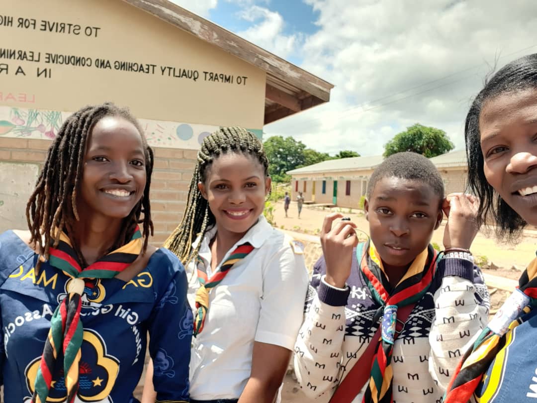 chikwatu_esther's tweet photo. Today we went to Chila Private secondary  school to introduce girl guiding. We met 60 girls  and they all welcome girlguiding. It was a lively event. We also talked about career guidance and Leadership. We had lots fun
@wagggsworld @malawigirls 
#100girlsproject 
#impact https://t.co/6sj9bLRXbg
