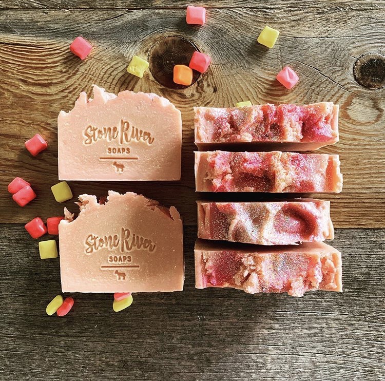 _DiscoveraHobby's tweet photo. Our next Arts &amp; Crafts hobby is Soap Making! We decided to feature @stoneriversoaps to show everyone how cool soap making is! Check out our website to learn more about soap making. 

#discoverahobby #hobby #hobbies #art #soapmaking #creativity #creative https://t.co/pOLhCHkQUg