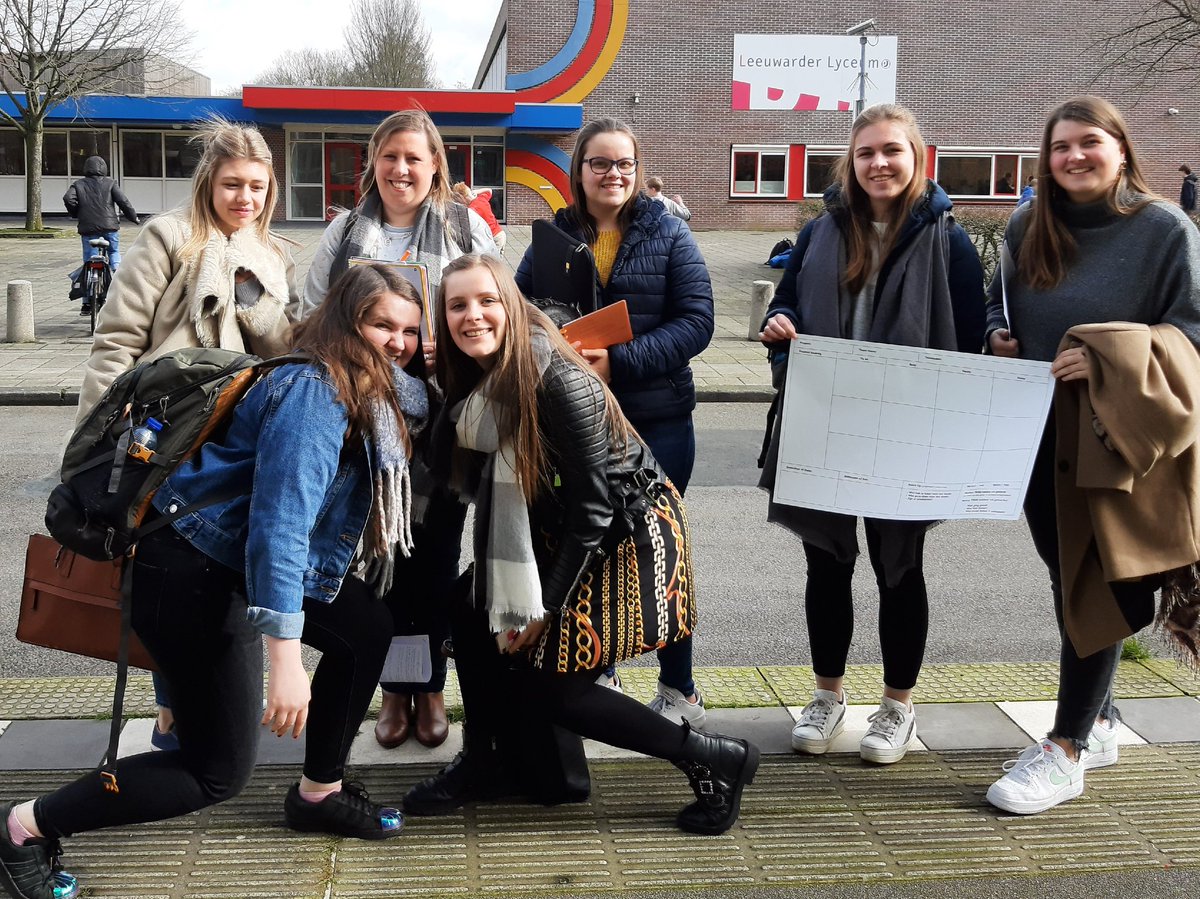 meester_gie's tweet photo. Innovaties in Onderwijs @ThomasMoreBE. Focus op @scrumatschool. Schoolbezoeken @FVlindertuin @LlyceumMemes #lefv https://t.co/WlBJyrD9fP