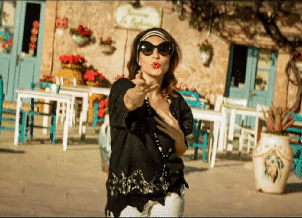 Sempre più soddisfazioni, il video di “Bella Vita” ft <a href="/DiRealShaggy/">Mr Boombastic</a> va verso i 3milioni di views! Grazie a tutti voi ❤️