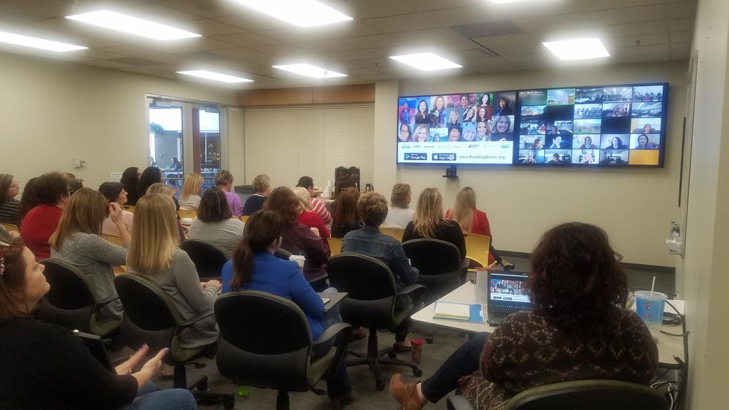 vickers_charity's tweet photo. Building Brave Launch @AmeripriseAH #Amfam #BuildingBrave https://t.co/1sE1mbeV0y