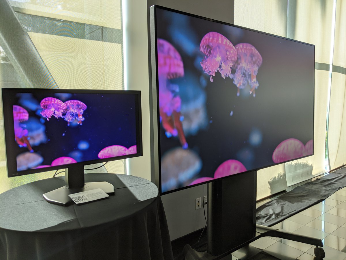 SharpBusinessUS's tweet photo. Displays everywhere! #NECShowcase #AVtweeps https://t.co/sLFzrKFKBk