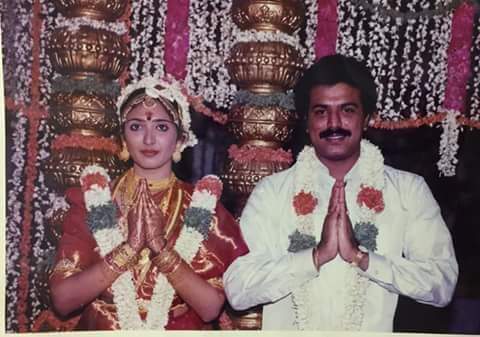 ellkayyes's tweet photo. Happy Wedding Anniversary to Our Managing Director &amp; Managing Partner                                     Regards #ELLKAYYES Family @lksudhish https://t.co/DBov9Lhzmx