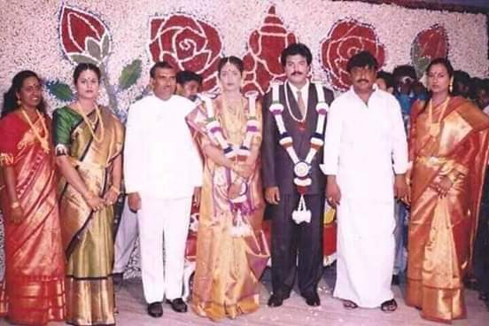 ellkayyes's tweet photo. Happy Wedding Anniversary to Our Managing Director &amp; Managing Partner                                     Regards #ELLKAYYES Family @lksudhish https://t.co/o4hmHUDGOP