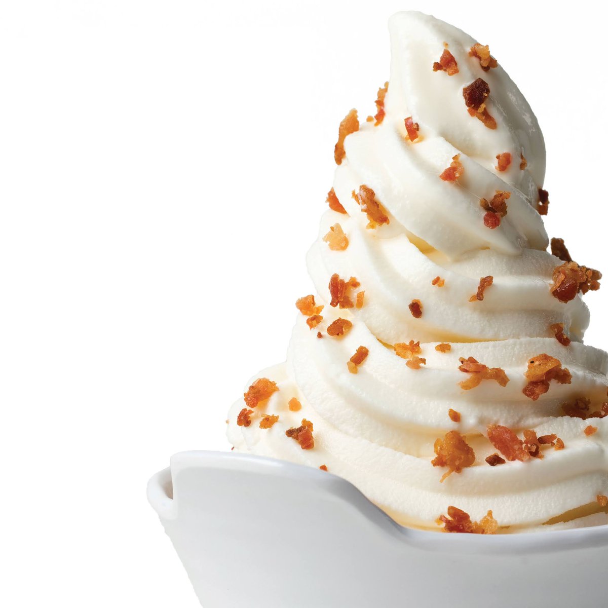 Dear bacon on everything guy- we saw you take the bacon to the ice cream bar: We love it. #🥓 #🍦