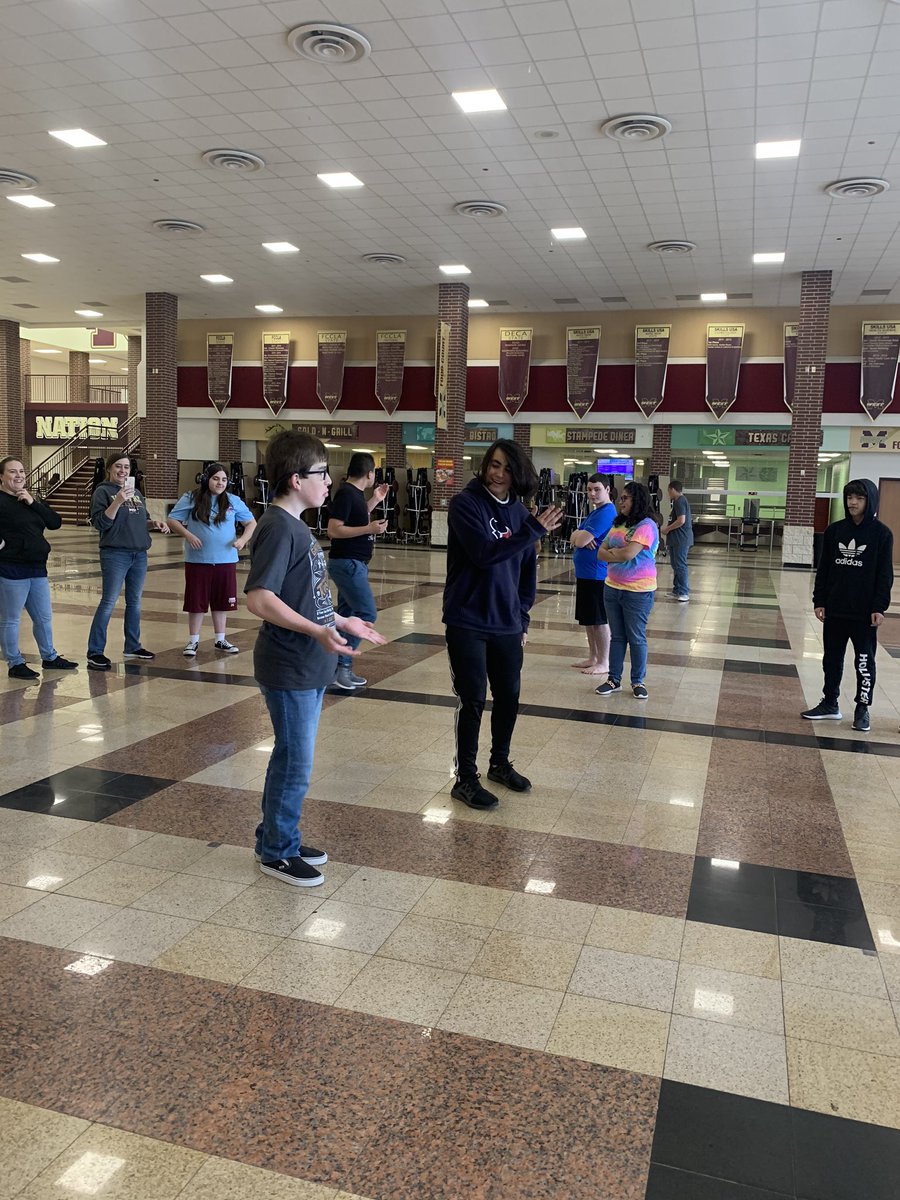 WestCrewMWHS's tweet photo. West Crew had so much fun working with the Life Skills program today! https://t.co/SqBsz8EZzU