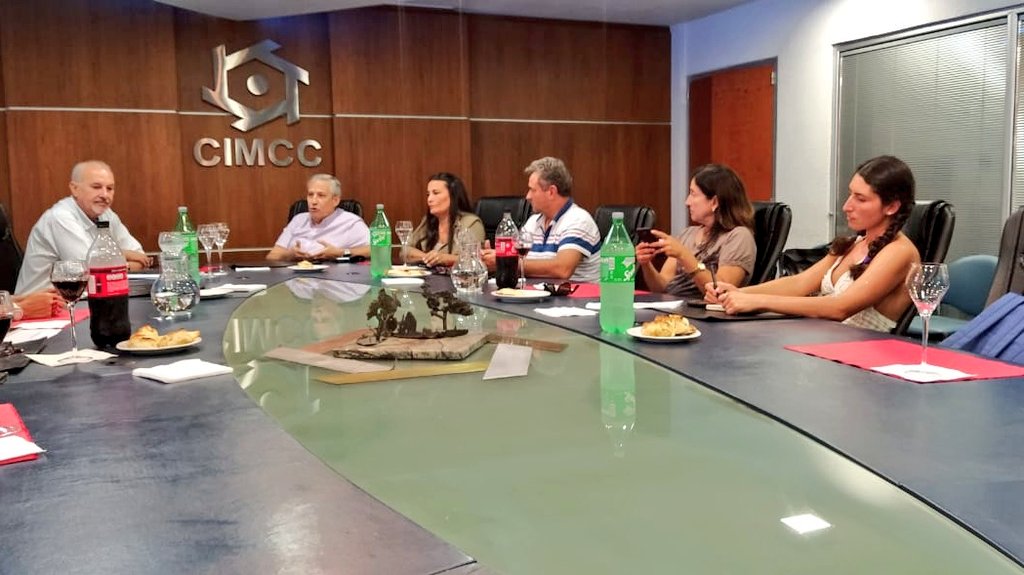 CIIECCA's tweet photo. #Hoy | Reunión de #FOPET
👉 En representación de #CIIECCA participó Jessica Nieto @RUFDesarrollos https://t.co/VgyR5V80pa
