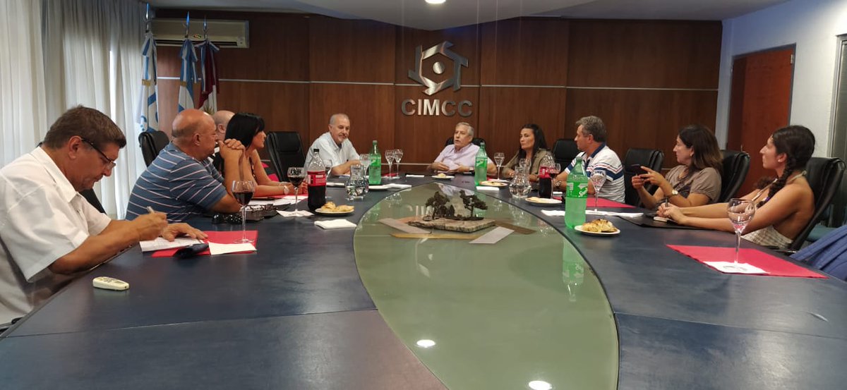 CIIECCA's tweet photo. #Hoy | Reunión de #FOPET
👉 En representación de #CIIECCA participó Jessica Nieto @RUFDesarrollos https://t.co/VgyR5V80pa