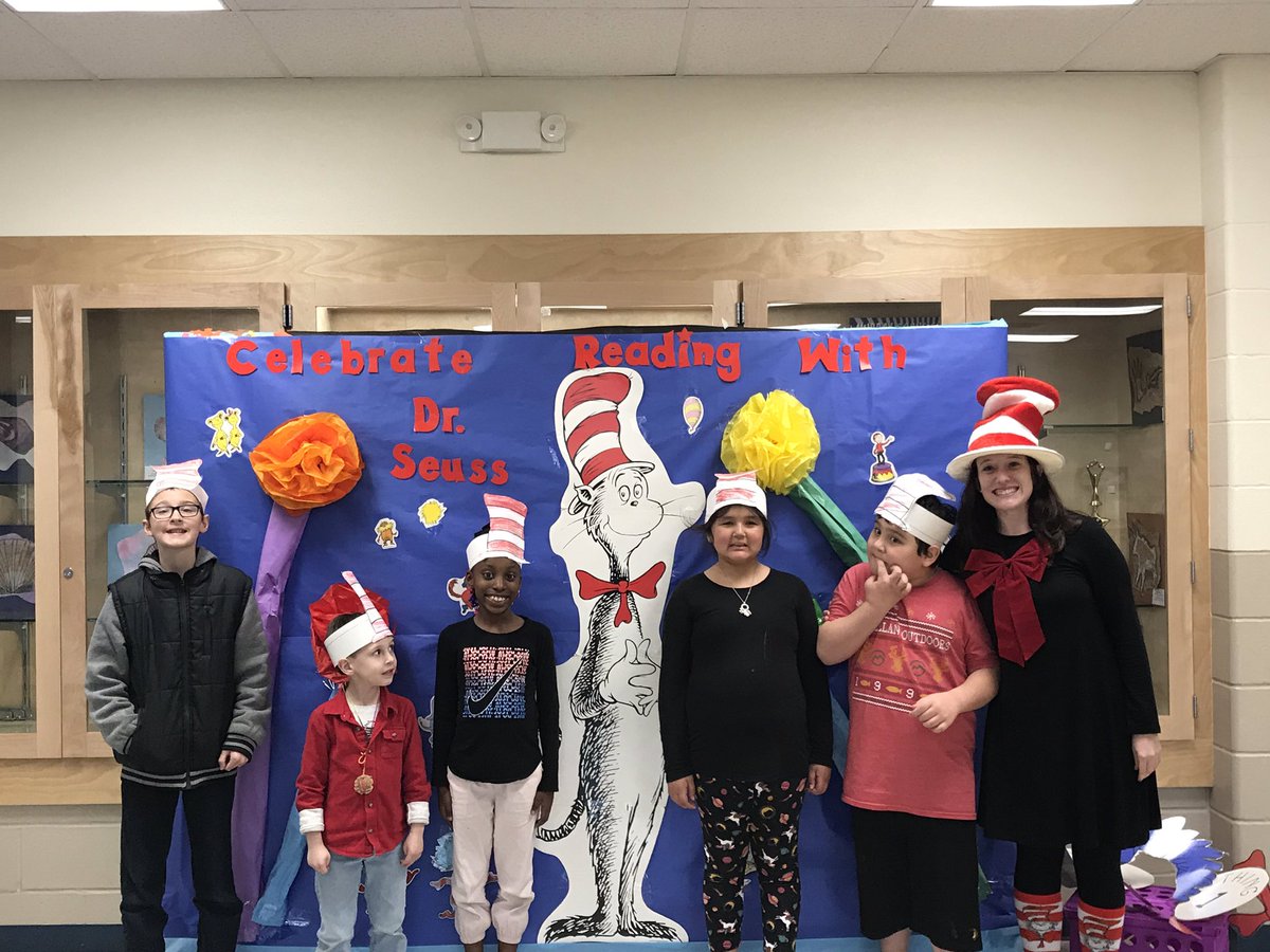 HeatherNolan631's tweet image. Cat in the Hat day! #ReadingAcrossAmerica #lifeinALE @NISDBOONE