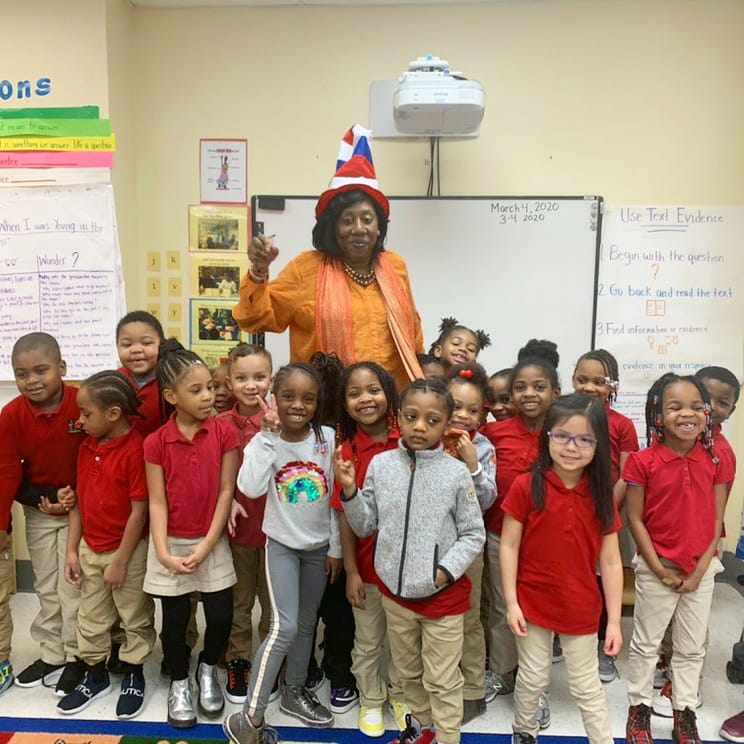 fpcsarmstrong's tweet photo. More family photos from our @my_fnn Book Party. Thank you all! #Armstrong #wolfpack #FPCS #FriendshipForward #dccharterproud #packpride #performingarts #performingartsschool #reggioinspired #literacyevent #DrSeussWeek https://t.co/XWrFUl0tWf